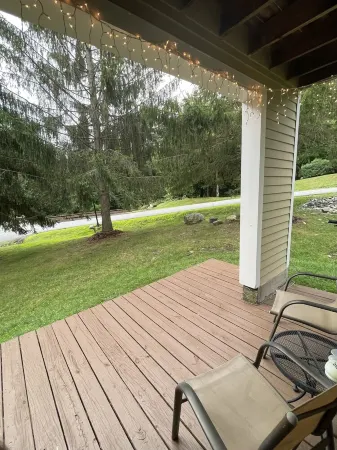 Ski in Ski out Condo at Seasons on Mount Snow Hosted by Dean and Tina Отели в г. Довер