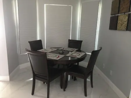 Escape to Naples Beaches Отели рядом с достопримечательностью «Ровер Ран»