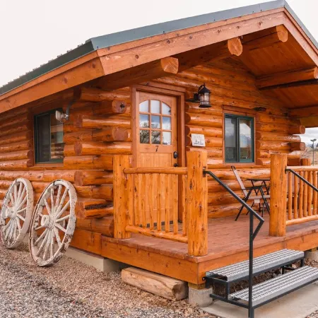 The Ranch House Cabin at J&J Cabins
