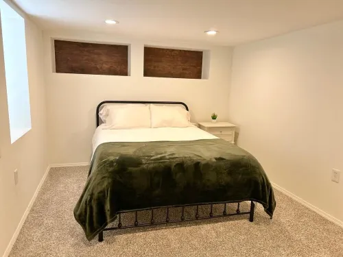 Spacious 4-Bedroom Craftsman in Garland District