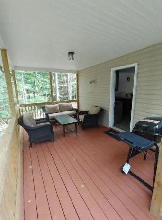 Spacious 3-bedroom house in the Poconos. Отели в г. Танкханнок Тауншип