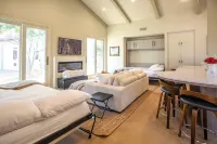 Brand New Cliff May Inspired Santa Ynez Luxury Barn with Hot Tub, WiFi, AC