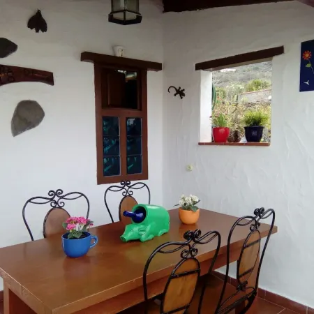Nice country house with terrace, sea and mountains views Отели в г. Фронтера