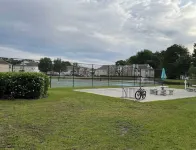 Low Tide Luxury Updated 3-Bedroom First Floor Accessible Condo Monthly Discounts