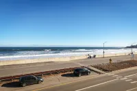 Direct Oceanfront Studio Suite Hampton Beach