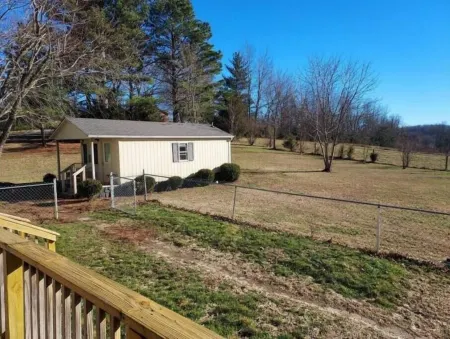 Horse Mountain Hide-A-Way