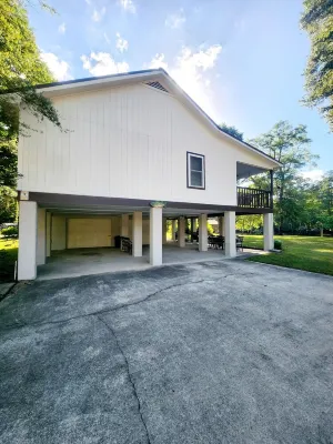 Chillin' on the Edisto River