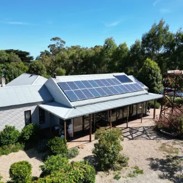 Mornington Peninsula Escape.  Tennis Court, Swimming Pool & Spa