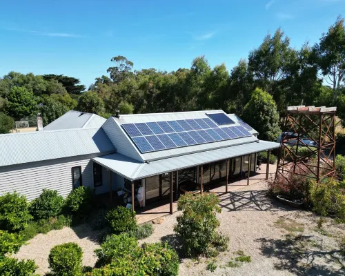 Mornington Peninsula Escape.  Tennis Court, Swimming Pool & Spa Hotels in Flinders