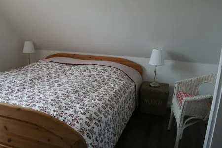 Beautiful vacation home, 150m to sandy beach with own beach chair, garden, sauna, WLAN