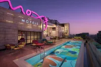 Moxy Mumbai Andheri West - romantici
