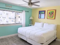 Lazy Daze--Perfect getaway from the hustle and bustle of every day life! Hotels near Panama City beach public access 55