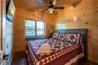 Luxury Mountain Escape: Hot Tub, Pool Table, Pool,  Mountain Views - Near Town
