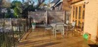 London Luxury House Sleeps 16 , Close to Tube, Free Parking, Garden,  Free Wifi