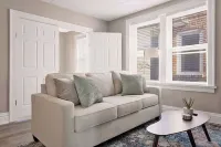 Fully Equipped Cozy 2BR Apartment Near Delmar Loop