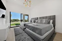 Chateau Giraffe, a unique luxurious estate near Palm Desert & La Quinta