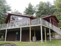 Luxury Mnt. View Cabin with game room, hot tub, fire pit and private ski trails Hotels in Jay