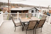 The Oakley Loft - Near Letchworth State Park