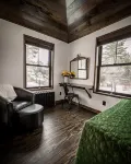 Outdoor Sauna, Ski at Oak or Gore, and Private Chef Available Hotels in Speculator