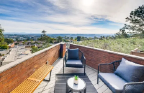 Stunning Del Mar Home w/ Deck - 1 Mile to Beach