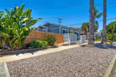 CHARMING BEACH COTTAGE FULLY REMODELED 라이프가드 허 타워 15 주변 호텔