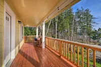 Modern, 4 bedroom / 3.5 bathroom, spacious, kid-friendly, water views