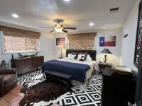 Amazing and Relaxing Private Getaway Includes "GAME-ROOM" Hotels in Real County