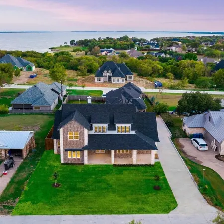 Lakeview Oasis Home with Spa near Lake Lewisville