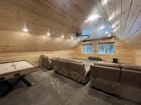 Newly built cabin with hot tub