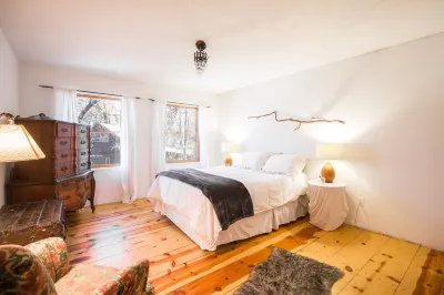 Rustic Beauty in the Canyon