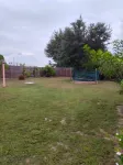 Sebring's lil sister town! Huge fenced yard. Pets welcome. Swimming lake nearby.