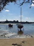 A great place to live, just a 5-minute walk from the beach!