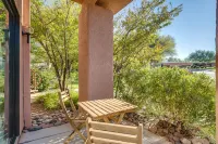 NEW Completely Renovated Sabino Canyon Condo Отели в г. 