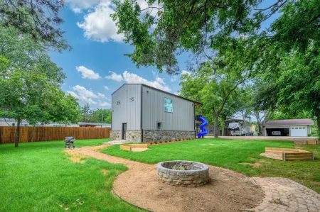 The BLUE SLIDE BUNGALOW on Lake Texoma sleeps up to 8. Relax in luxury.
