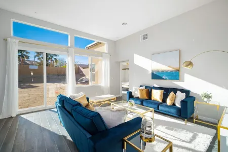 4-bedroom vacation home close to Palm Springs, Joshua Tree, Agua Caliente casino