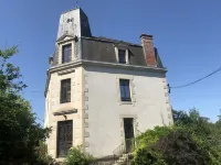 Domaine de Bas Texon Maison Bourgeoise de Ville en Pleine Campagne