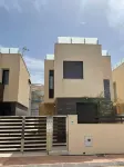 Modern villa from 2022 with private pool Hotel in zona Dos Mares Shopping Center