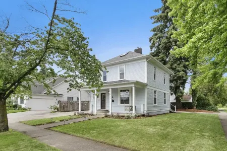 Vintage House on Main St