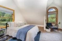 Secluded Shenandoah Hideaway Hotels near Skyland