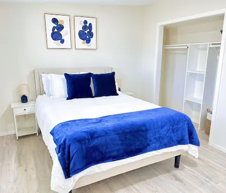 Santorini Haven: View,Stargazing,Pets friendly,BBQ,Large Deck Отели в г. Туэнтинайн-Палмс