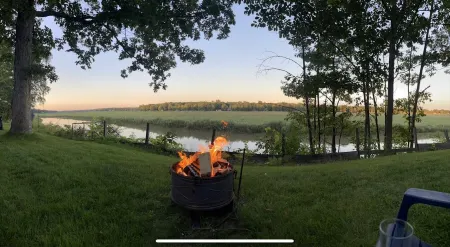 Hummingbird House - Waterfront Vistas!