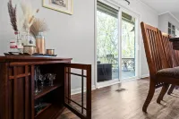 Lookout Mtn View! STEAM Shower, Fenced Yard 🐶⛰️ - 3-Star