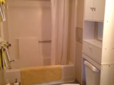 Misty Harbor Resort, Walk to Concerts at NH Bank Pavilion Beach on Lake Winni Hotels in Gilford