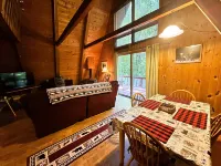 The Toasty Chalet - minutes from Whiteface Mt! Dogs welcome!