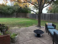 2 blocks from Tulsa Expo Square/Fairgrounds