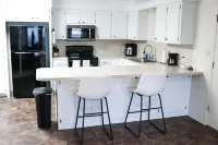 Trinity Townhome #B in the heart of Hobbs