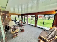 Peaceful Spacious Country house only 8 mins from the Kansas State Fairgrounds