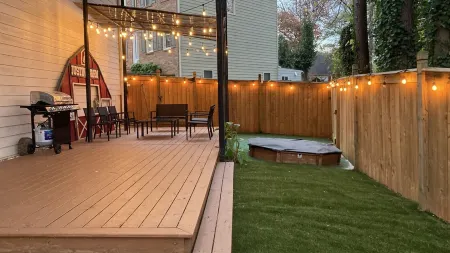 Very Clean, Open Spaces, Two Nice Decks for Outdoor Fun, Convenient location