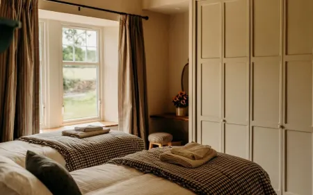 Luxury 2 Bedroom Countryside Cottage Close to the Beach. Отели рядом с достопримечательностью «Jonathan Wheeler Art Studio»