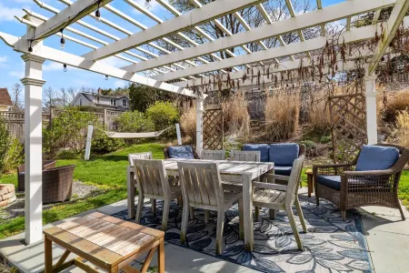 Sweet Mystic Retreat